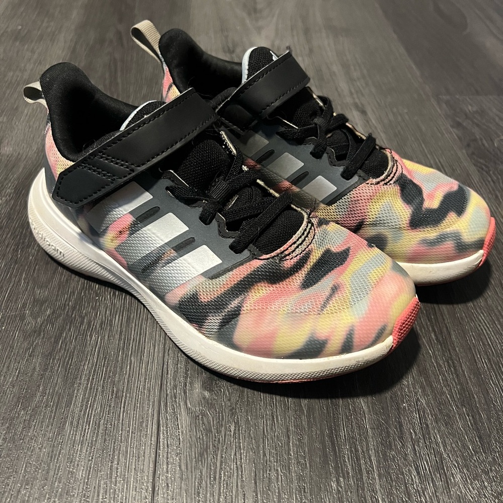 Girl’s Adidas Tennis Shoes